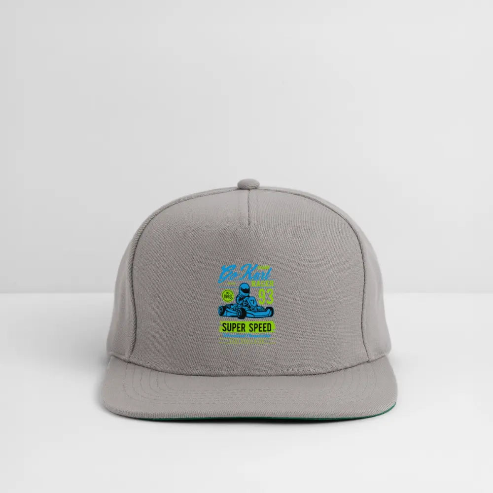  Snapback Cap – Motorsport Cap, seitliche Ansicht