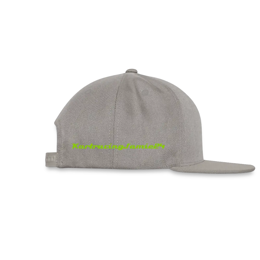 Snapback Cap – Motorsport Cap, seitliche Ansicht